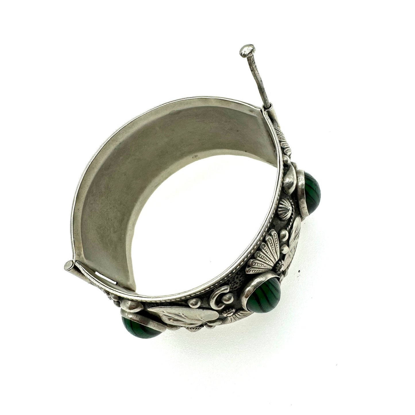 Vintage 1960's Faux Malachite Art Glass Cabochon Pinned Clasp Bangle