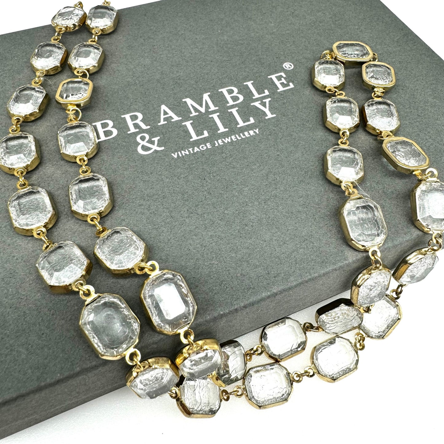 Chiclet Bezel Set Crackled Lucite Necklace 80cm