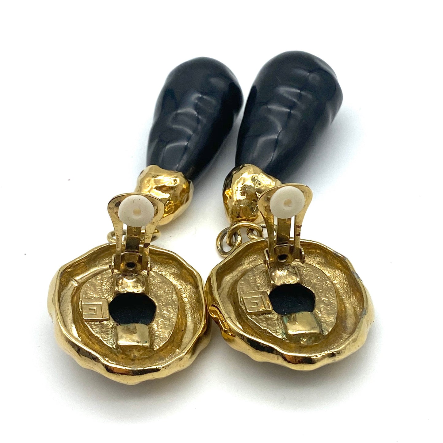 Énormes boucles d'oreilles à clip Guy Laroche
