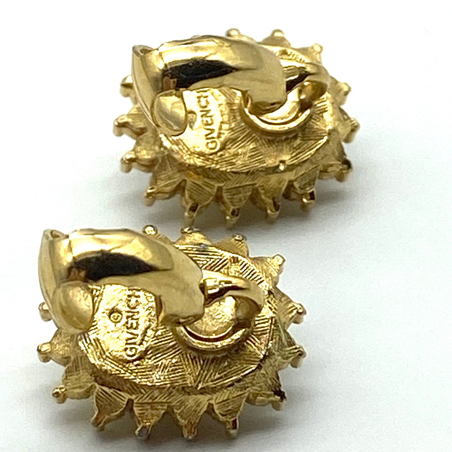 Boucles d'oreilles clip Givenchy en fausses perles et cristaux