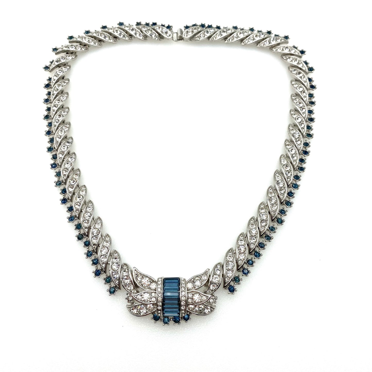 Collier en cristal Swarovski plaqué rhodium Attwood et Sawyer