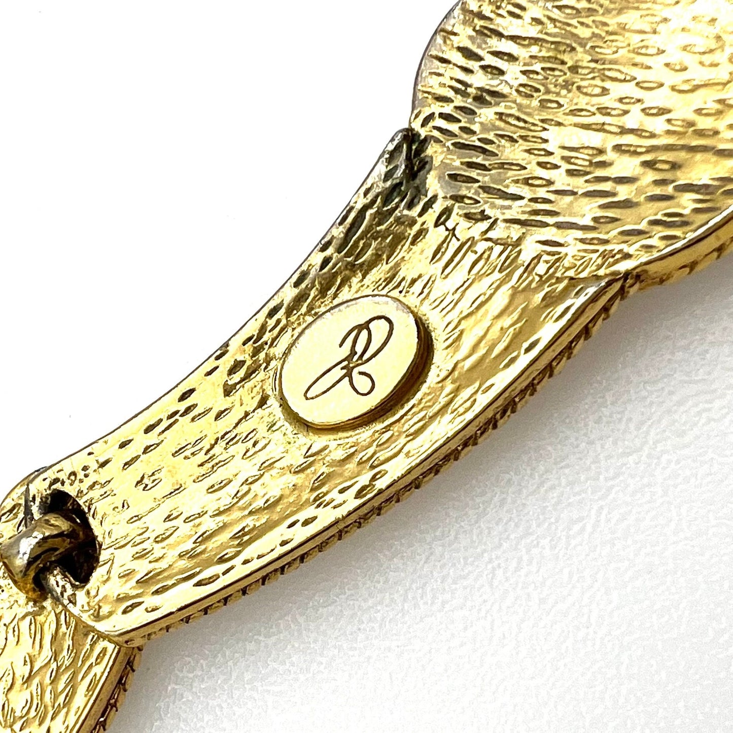 Collier coeur à défilement à maillons rigides Joan Collins