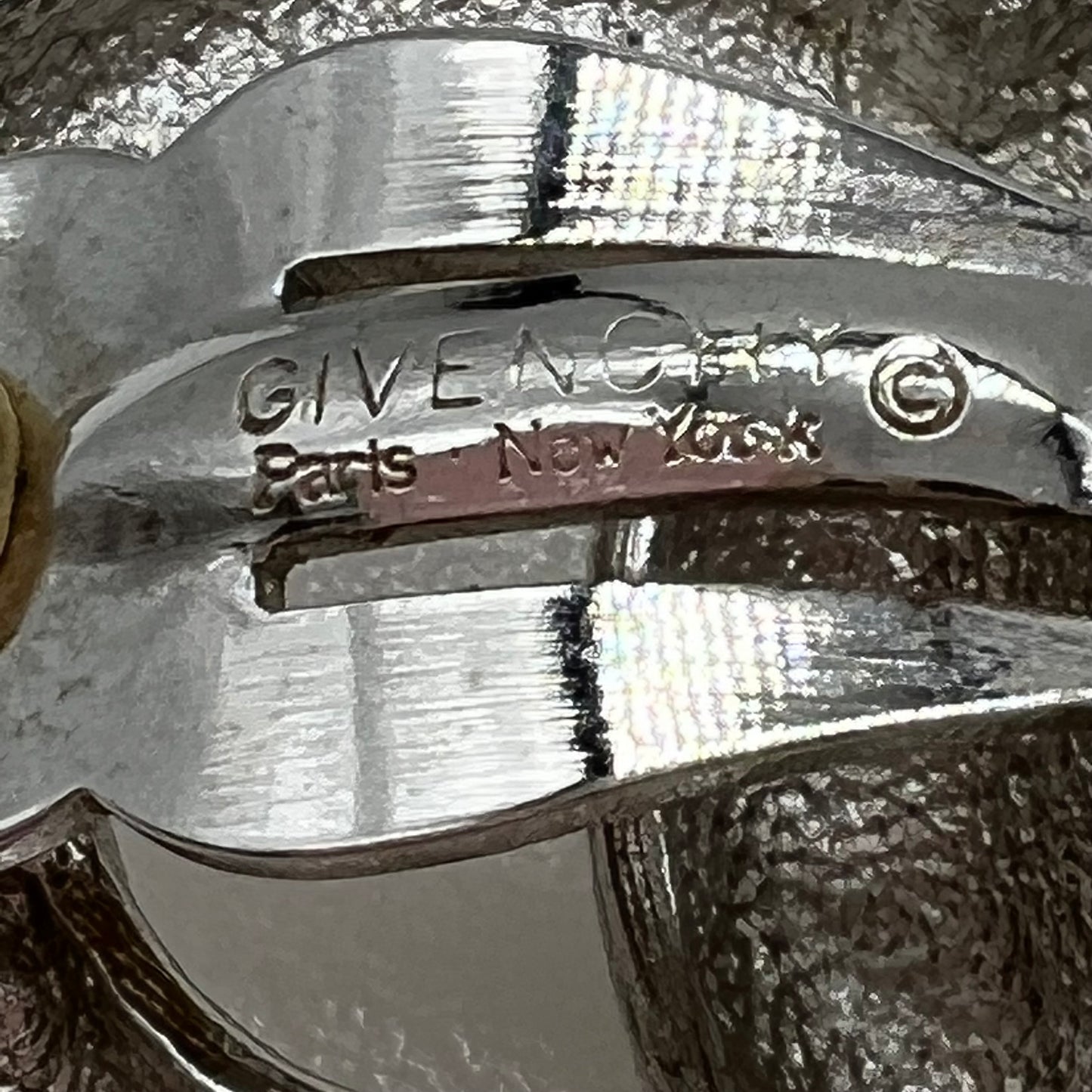 Boucles d'oreilles à clip double créoles Givenchy Paris New York Runway