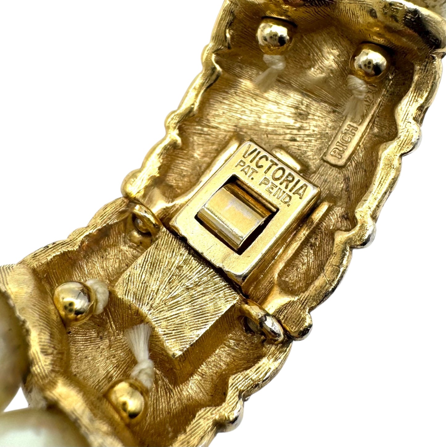 Richelieu Victoria Pat Pend 1980's Double Row Faux Pearl Front Clasp Necklace