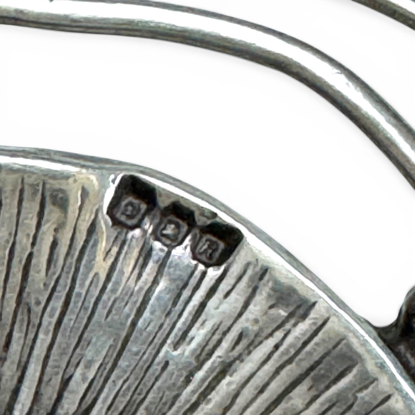 Dust Jewellery (Norman Grant) Sterling Silver Enamel Brooch and Fully Hallmarked