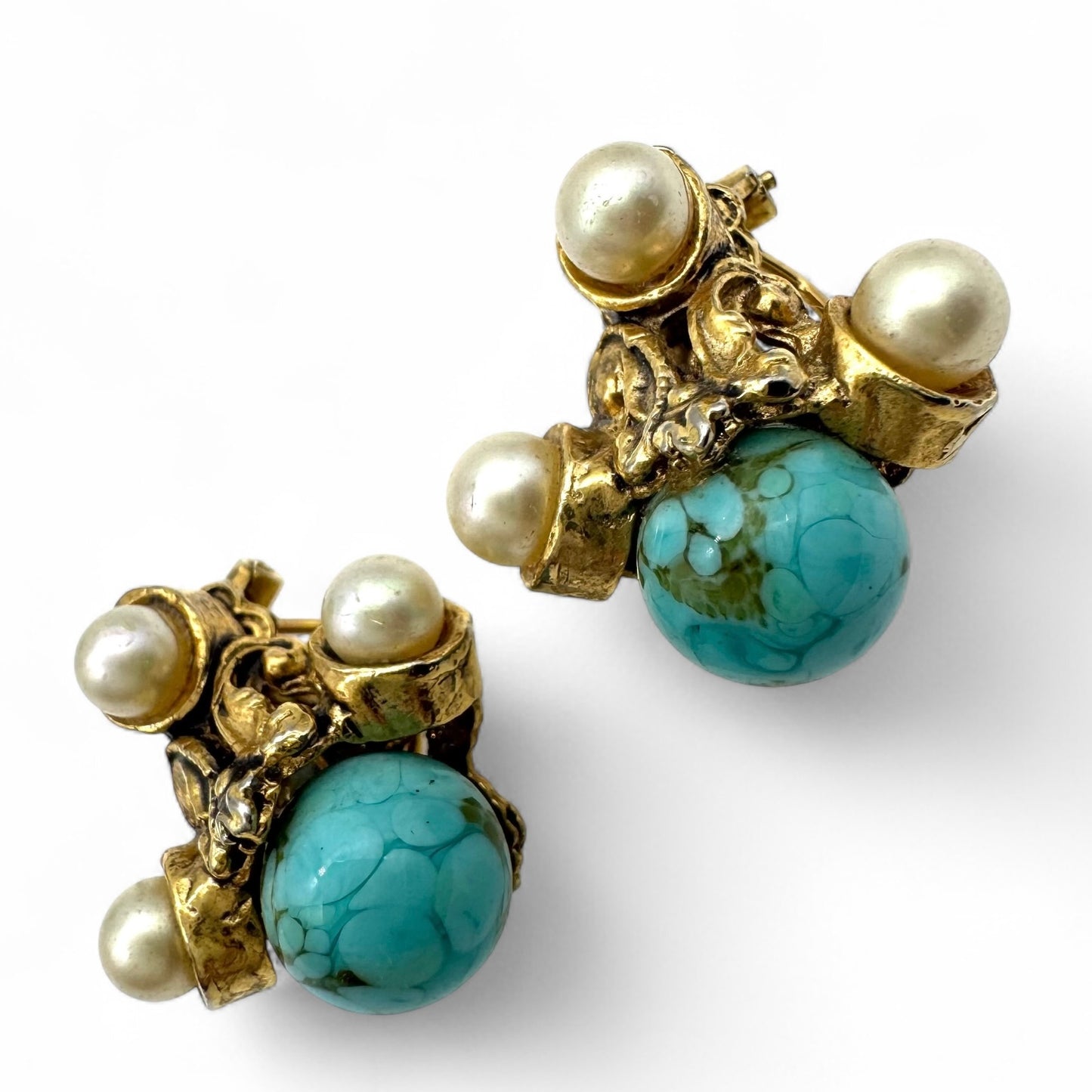 1950s Turquoise Pâte de Verre and Faux Pearl Clip On Earrings In The Manner of Robert Goossens