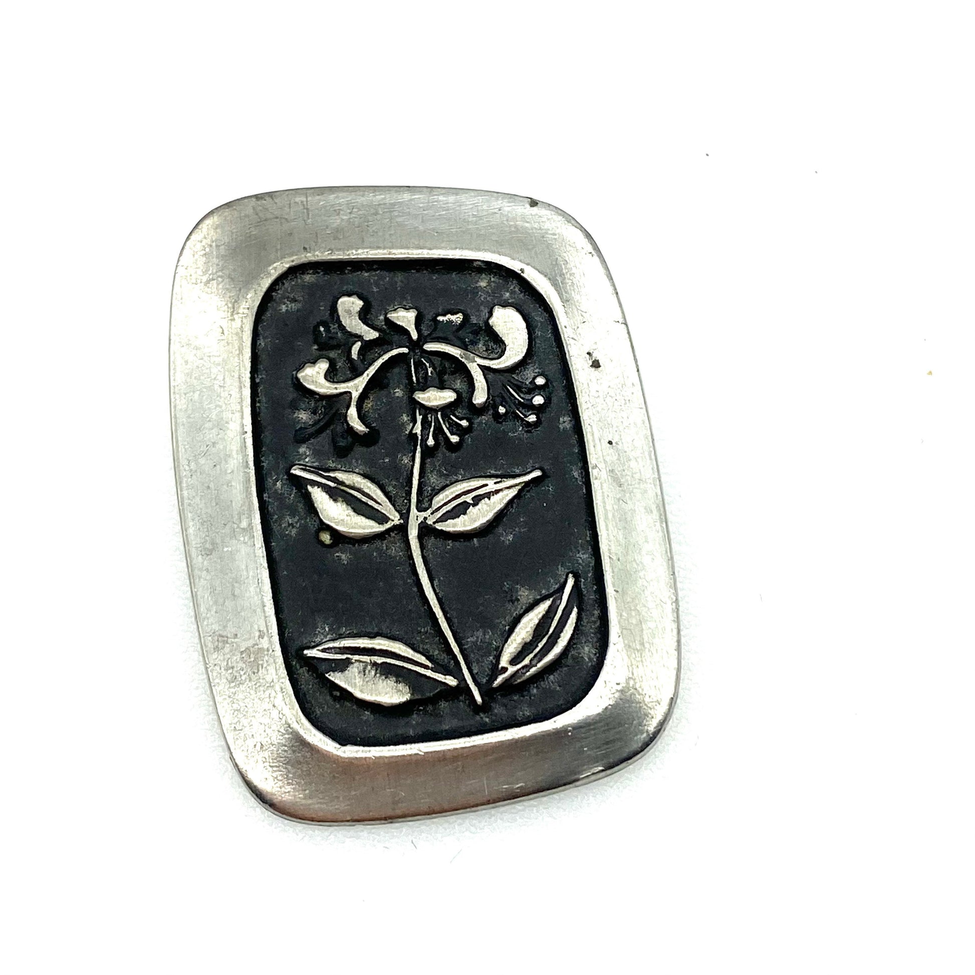 BROCHE EN ETAIN - PEWTER JEWEL grand modèle BROCHE EN ETAIN - PEWTER JEWEL grand modèle