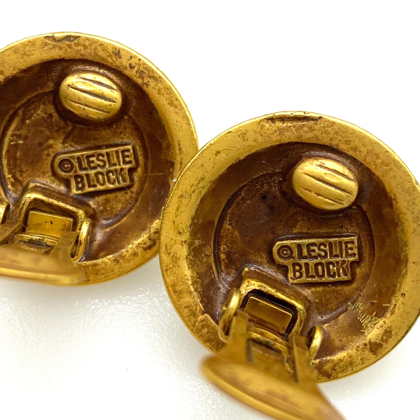 Leslie Block Antiqued Gold and Black Glass Cabochon Round Clip On Earrings