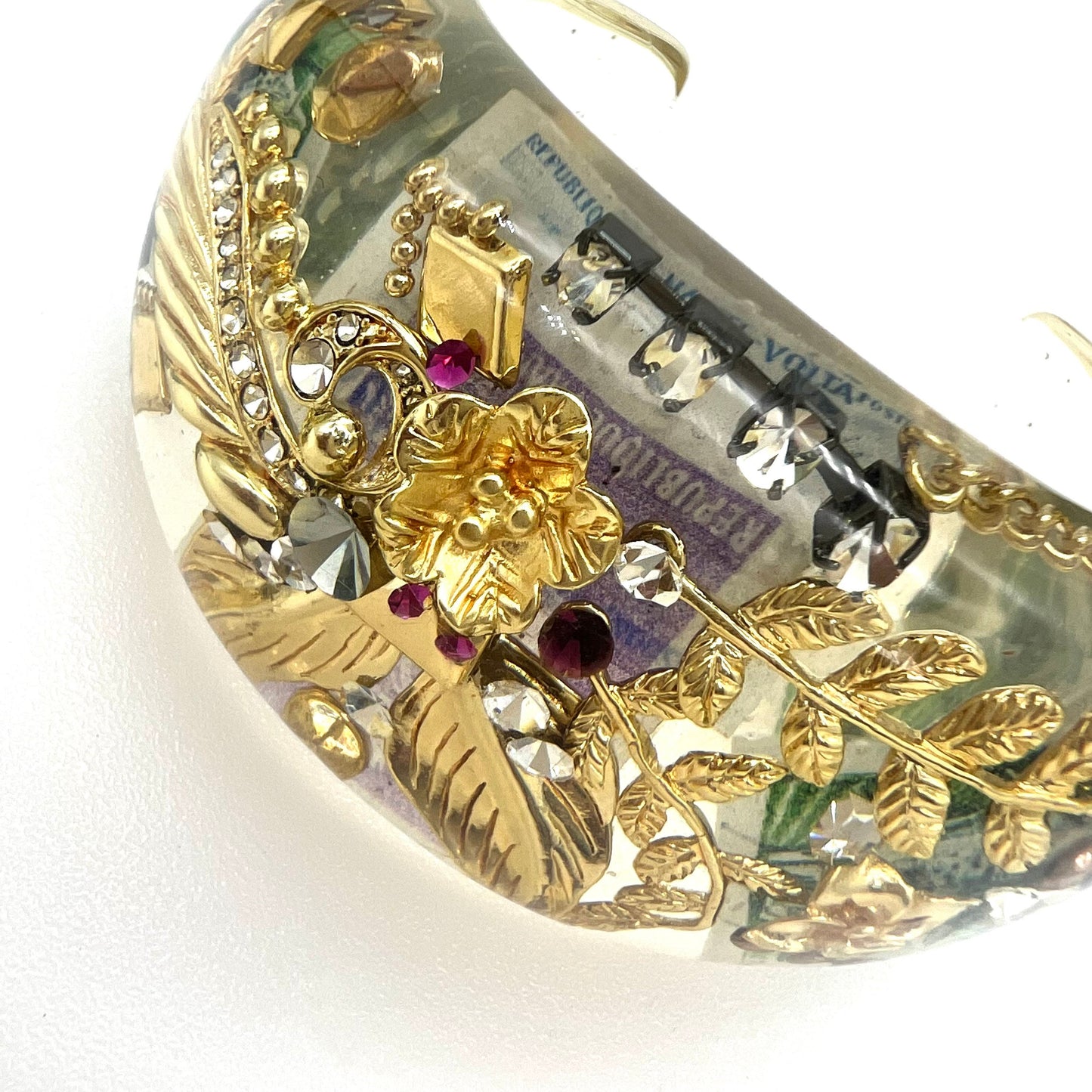 French Resin Cuff with Suspended Elements