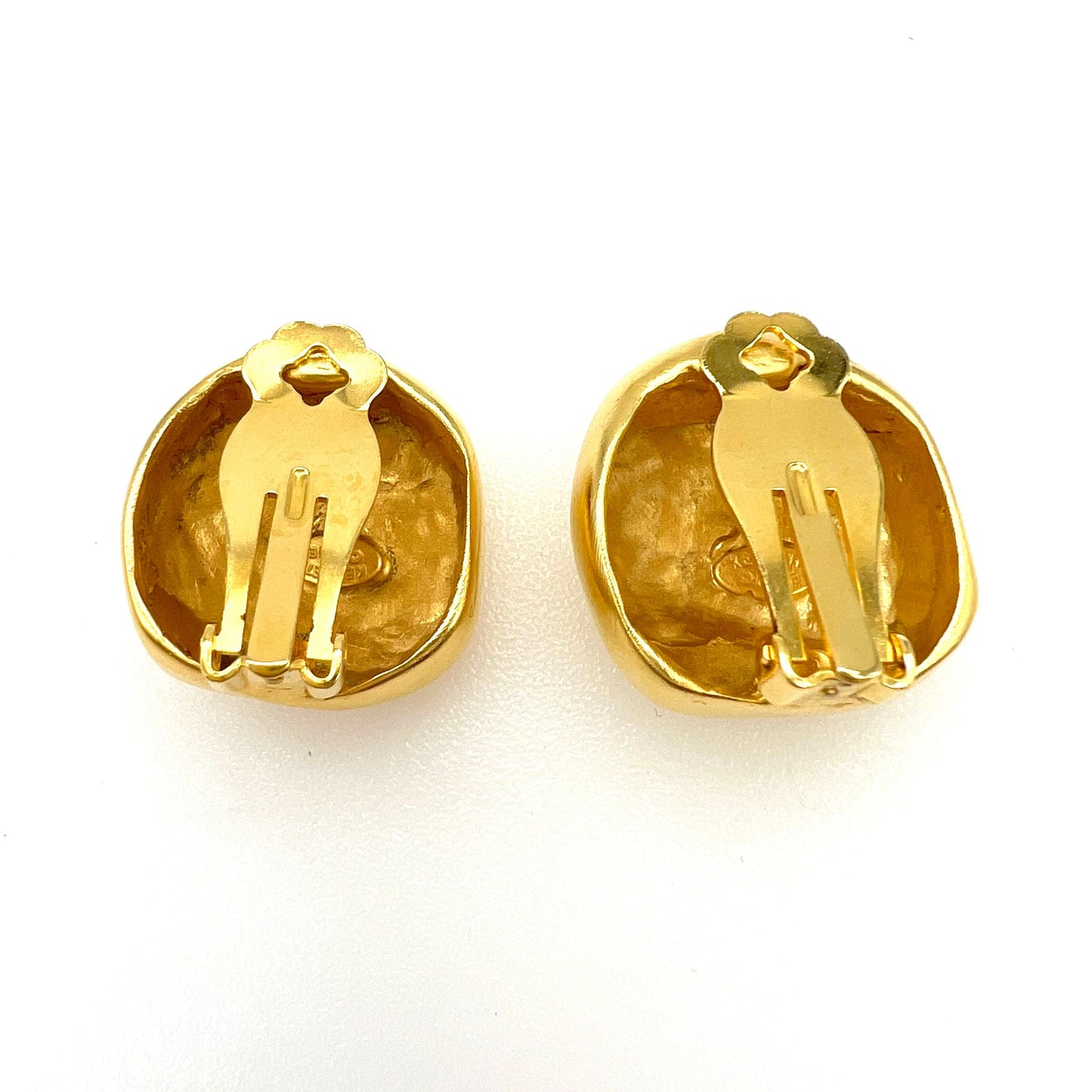 Kenneth Lane Satin/Matte Gold Plated Undulating Nugget Domed Clip On Earrings