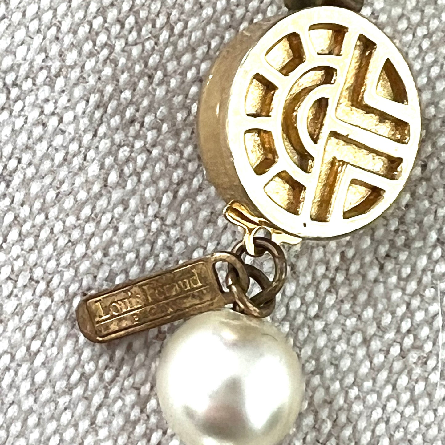 Louis Feraud Bijoux Faux Pearl Beaded Necklace (Please Read Description)