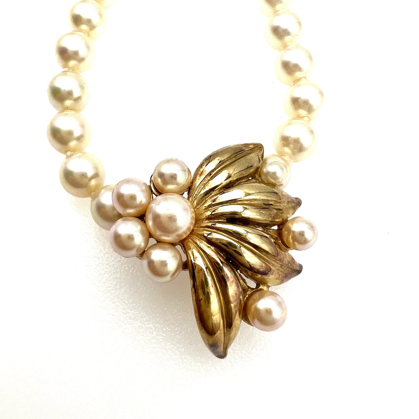 Majorica Hand Knotted Pearl Necklace with Integral 925 Silver (Gold Vermeil Pendant)