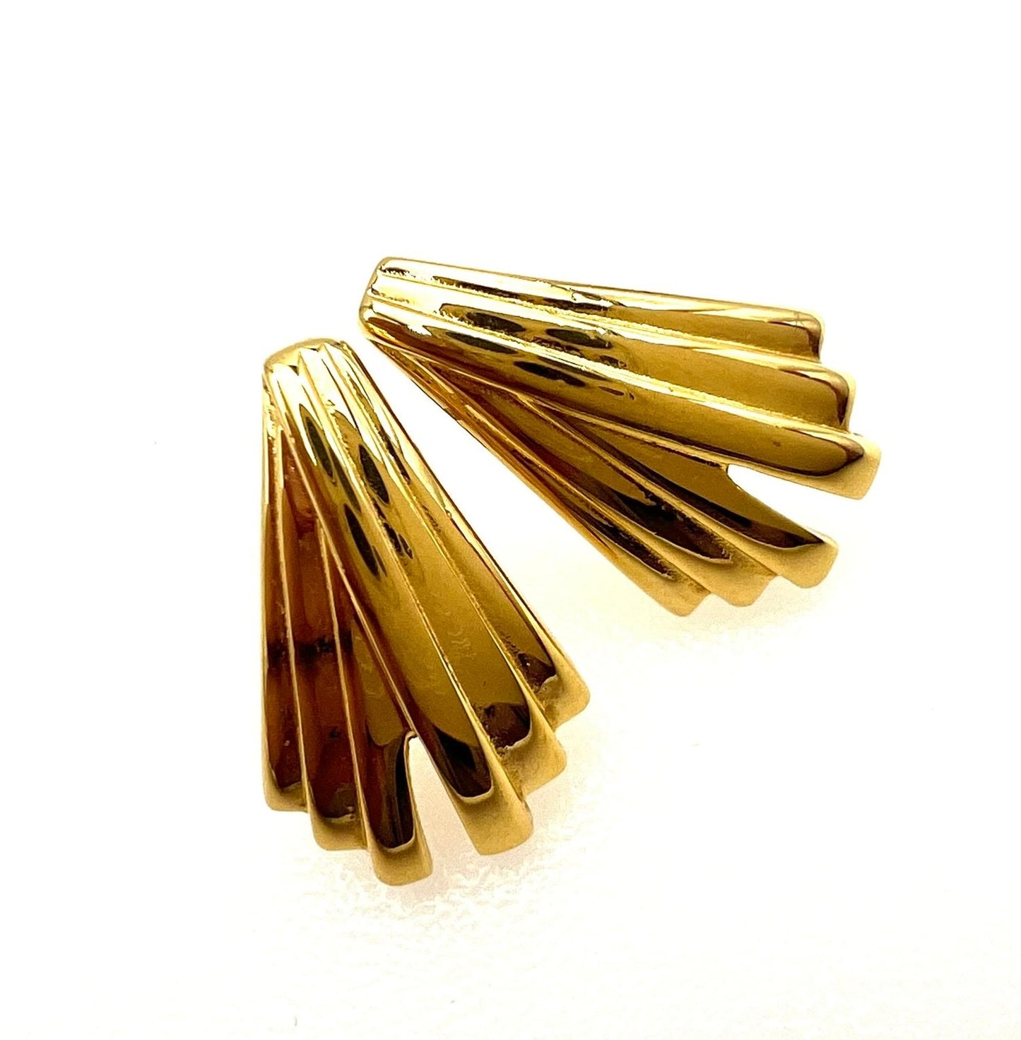 Monet Gold Plated Modernist Ridged Fan Pierced Earrings with (Brand New) 14K Gold Filled Butterfly Backs